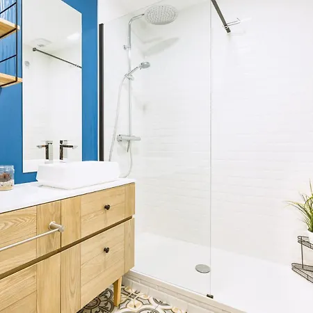 Life&travel - T2 Avec Parking - Centre Historique